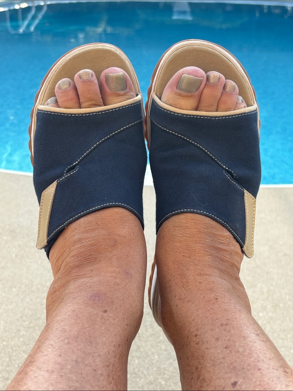 Clark’s Comfort Canvas Slip On Velcro Navy Slip-On Cushioned Sandals 9 9.5 10 - Picture 3 of 14